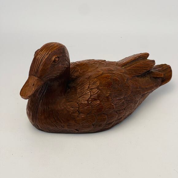 Vintage Red Mill Handcrafted Duck Figurine - Picture 4 of 7